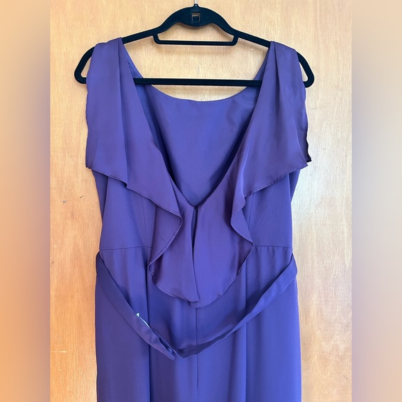 White by Vera Wang High Neck Crepe Bridesmaid or Prom Dress with Ruffled Back - Picture 4 of 8